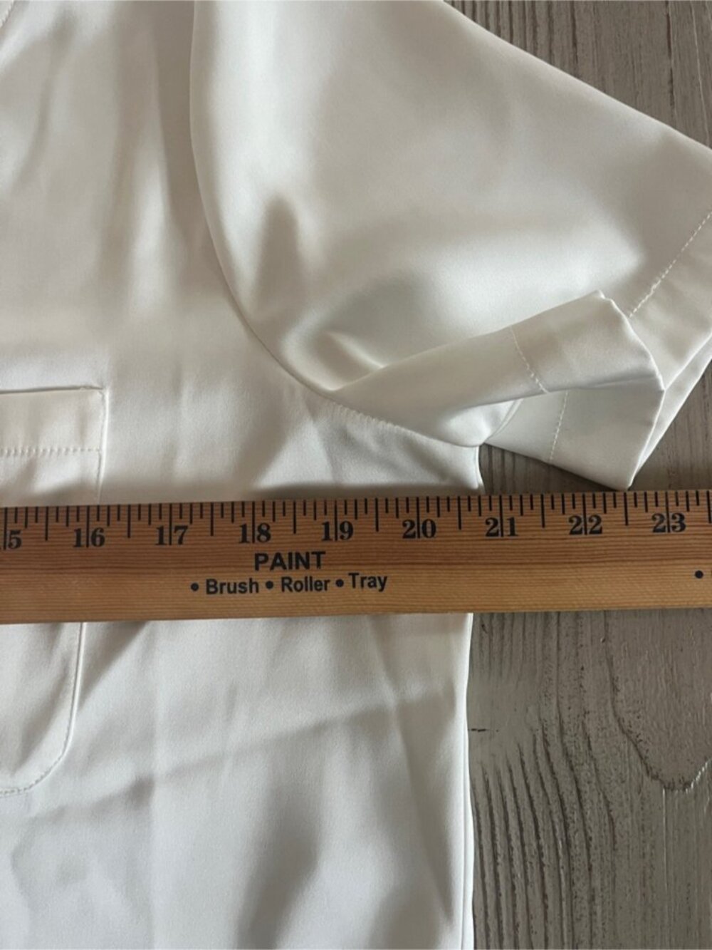 satin Cropped White Pocket Tee - Short Sleeve size 2 - Picture 2 of 4